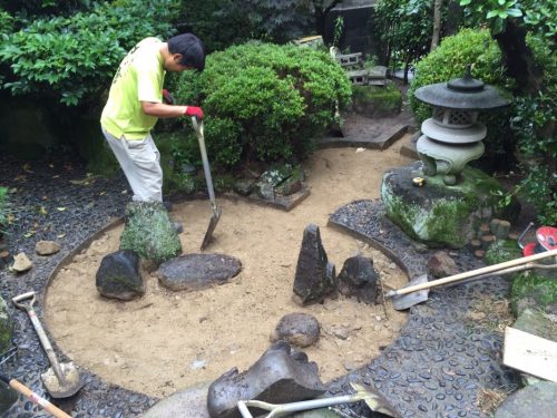 和風のお庭に雑草対策をして草引きを減らす工事